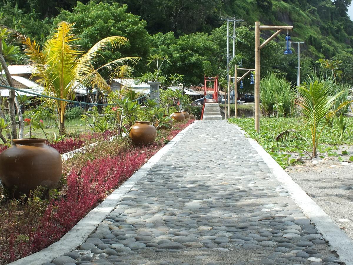 เกตาปัง รีสอร์ต Hotel Karanghawu ภายนอก รูปภาพ