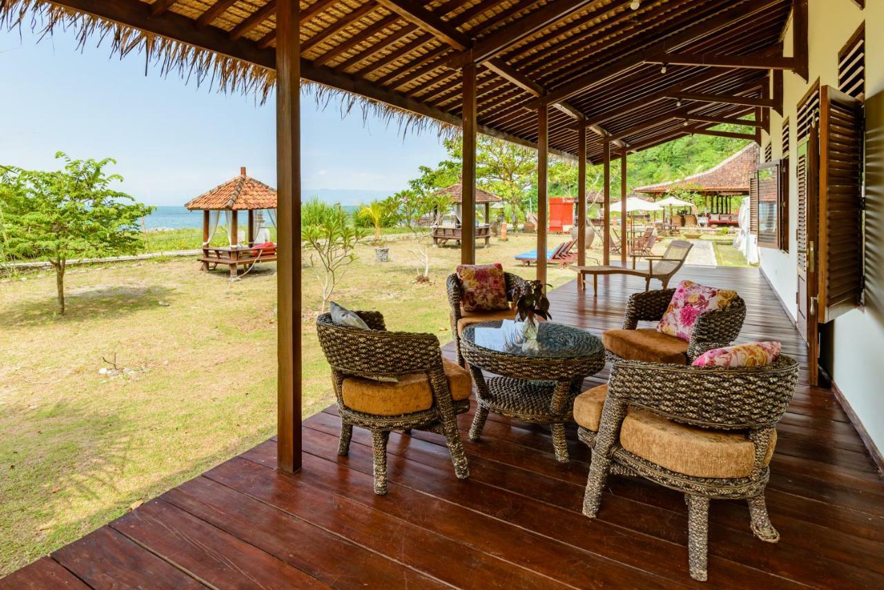เกตาปัง รีสอร์ต Hotel Karanghawu ภายนอก รูปภาพ